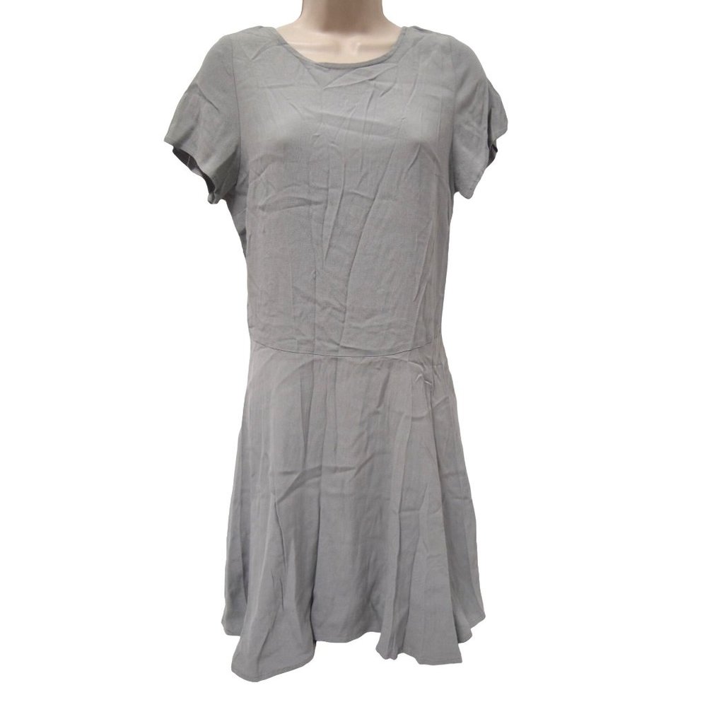 Flynn Skye Womens Dress M Mini Lace Up Back Skater Grey Made in USA Short Sleeve - Picture 1 of 5